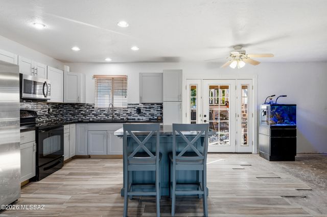 4101 W Barque Drive, Tucson, AZ 85741