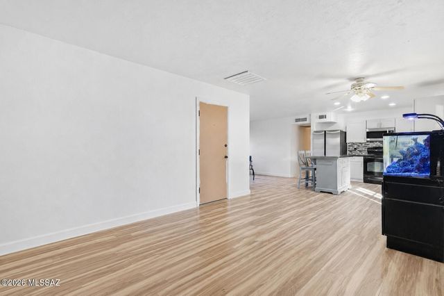 4101 W Barque Drive, Tucson, AZ 85741