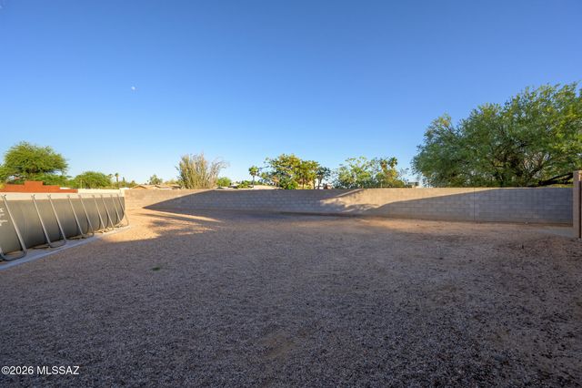 4101 W Barque Drive, Tucson, AZ 85741