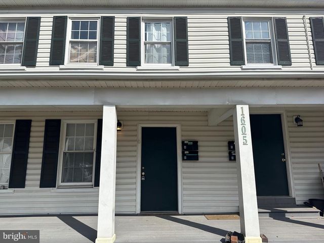 1605 CHARLES ST, Fredericksburg, VA 22401