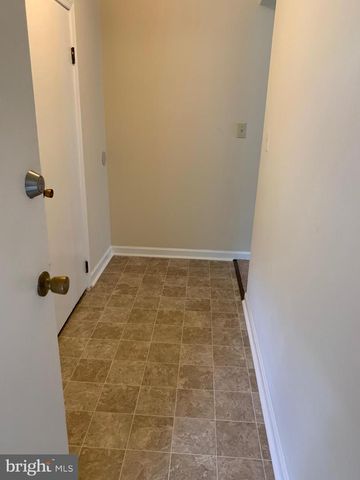 1605 CHARLES ST, Fredericksburg, VA 22401