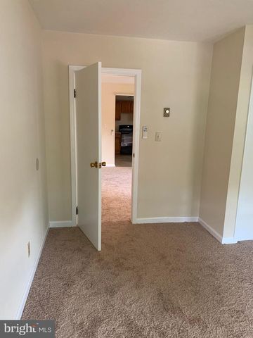 1605 CHARLES ST, Fredericksburg, VA 22401