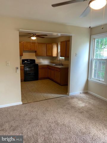 1605 CHARLES ST, Fredericksburg, VA 22401