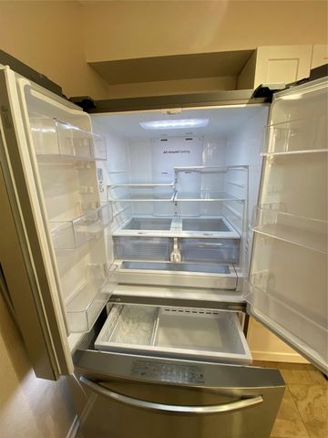 1202 Thorpe LN 305, San Marcos, TX 78666