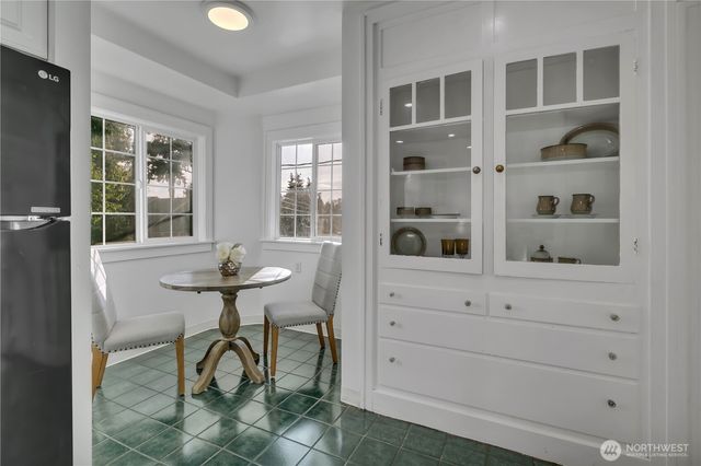 7656 Pacific Avenue, Tacoma, WA 98408