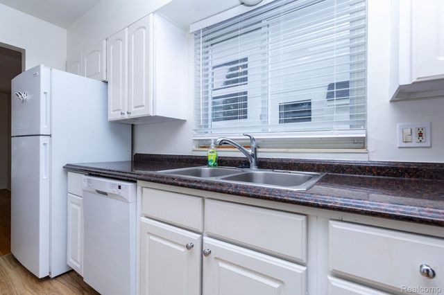 1377 Chapin Avenue, Birmingham, MI 48009
