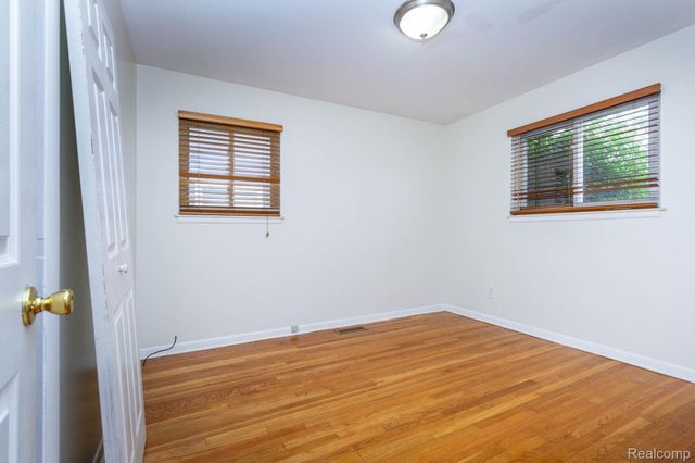 1377 Chapin Avenue, Birmingham, MI 48009