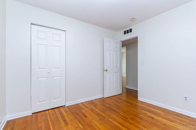1377 Chapin Avenue, Birmingham, MI 48009