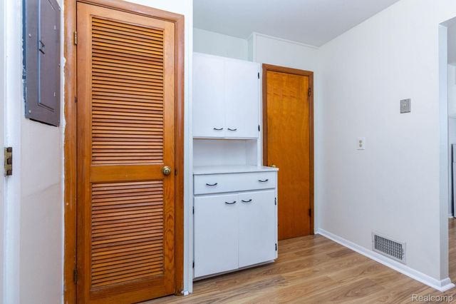 1377 Chapin Avenue, Birmingham, MI 48009