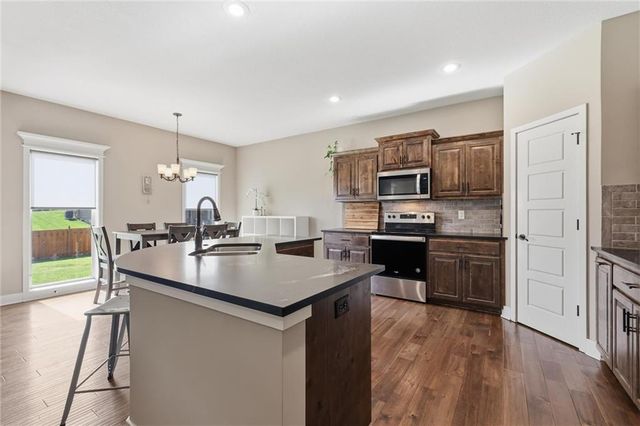 10836 N Crystal Avenue, Kansas City, MO 64156
