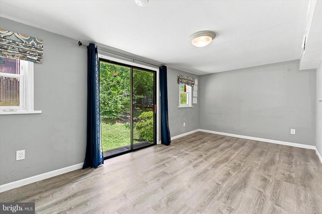 106 WOODSIDE CIR, Dresher, PA 19025
