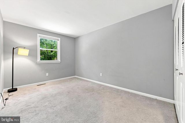 106 WOODSIDE CIR, Dresher, PA 19025