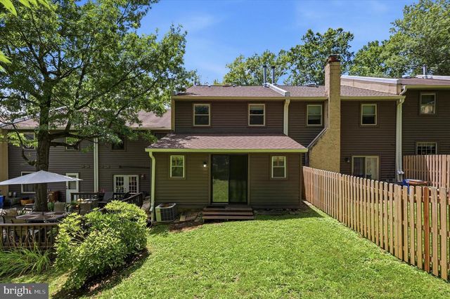 106 WOODSIDE CIR, Dresher, PA 19025