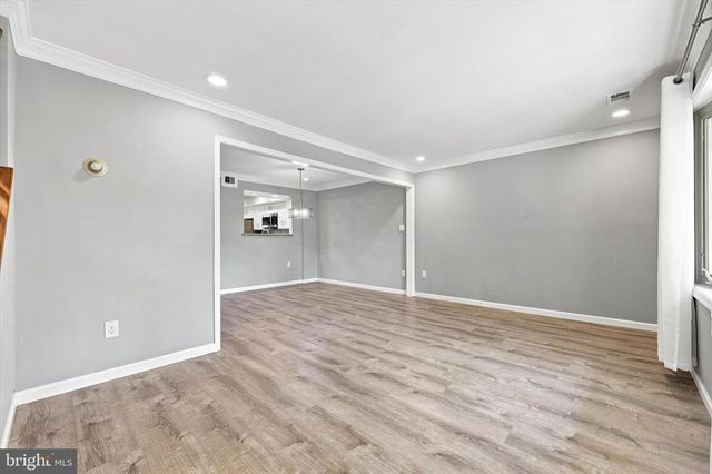106 WOODSIDE CIR, Dresher, PA 19025