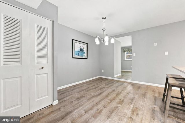 106 WOODSIDE CIR, Dresher, PA 19025