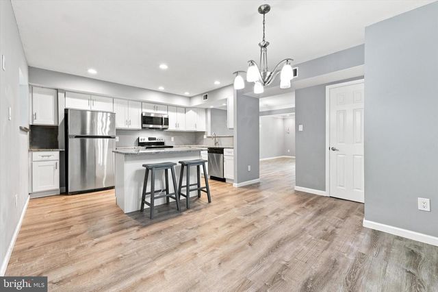 106 WOODSIDE CIR, Dresher, PA 19025