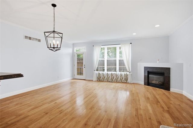 3025 Aspen Lane, Ann Arbor, MI 48108