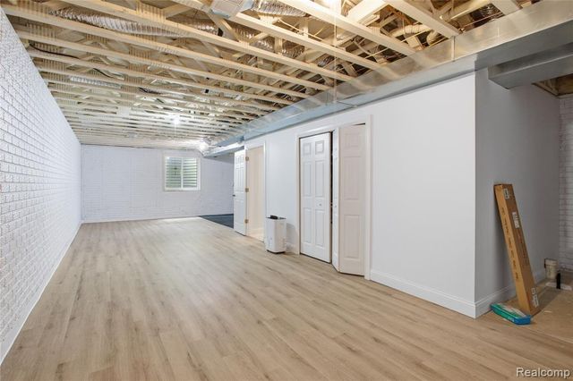 3025 Aspen Lane, Ann Arbor, MI 48108