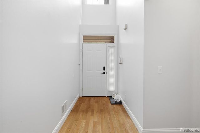 3025 Aspen Lane, Ann Arbor, MI 48108