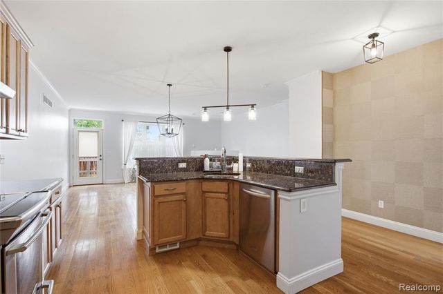 3025 Aspen Lane, Ann Arbor, MI 48108