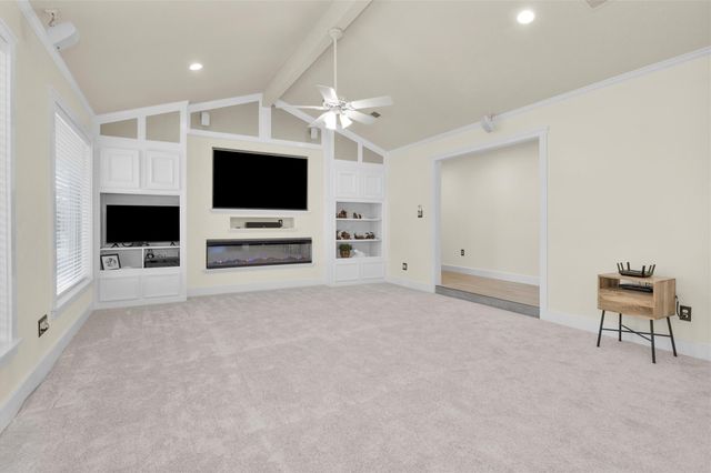 735 Moonwalk Street, Montgomery, TX 77356