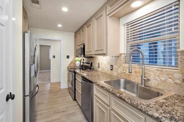 735 Moonwalk Street, Montgomery, TX 77356