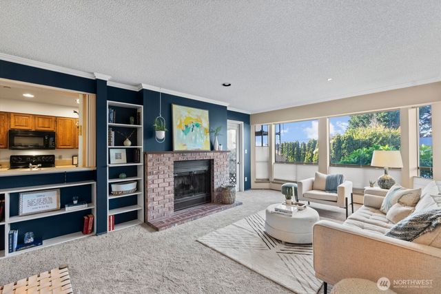 1902 Bridgeport Way W #106, University Place, WA 98466