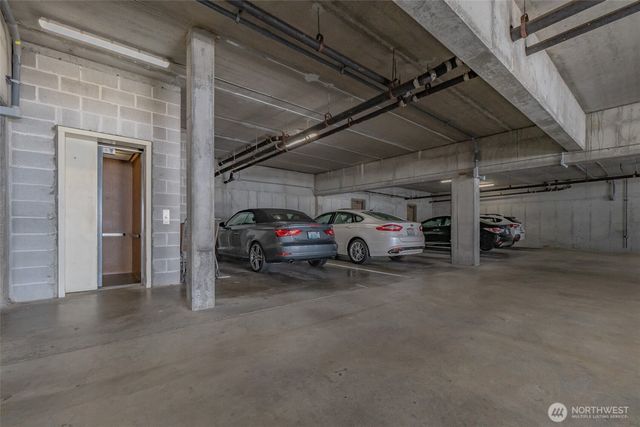 1902 Bridgeport Way W #106, University Place, WA 98466