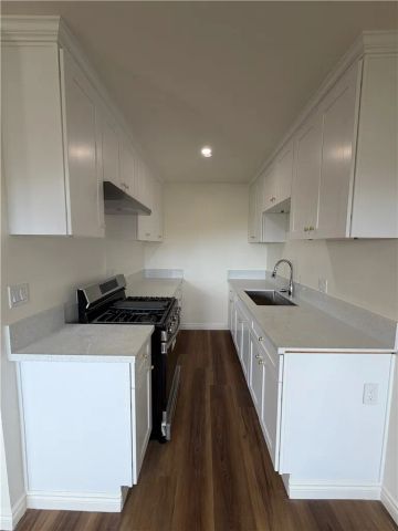 1651 Golden Gate 7, Los Angeles, CA 90026