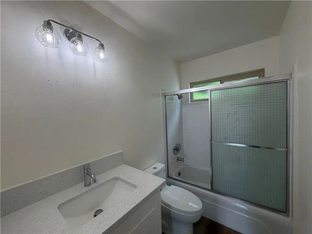 1651 Golden Gate 7, Los Angeles, CA 90026