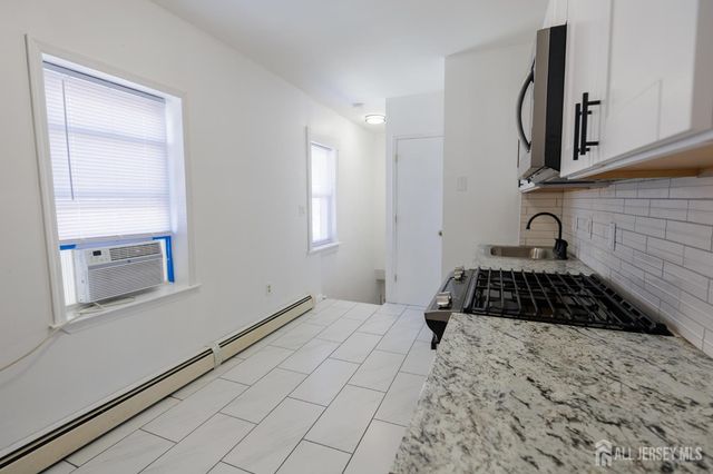 28 Union Street 2, Carteret, NJ 07008