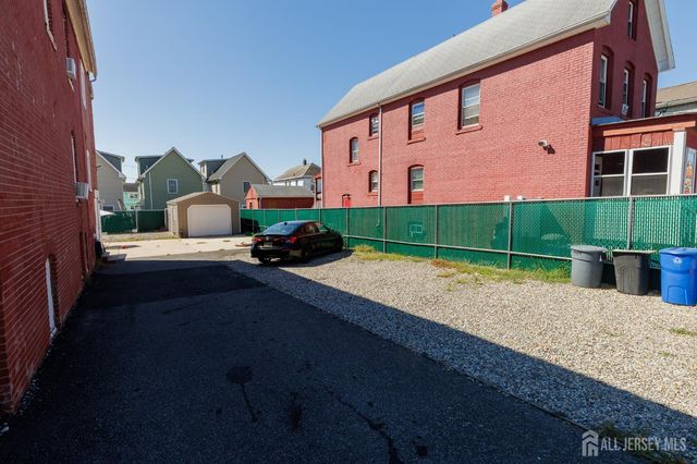 28 Union Street 2, Carteret, NJ 07008