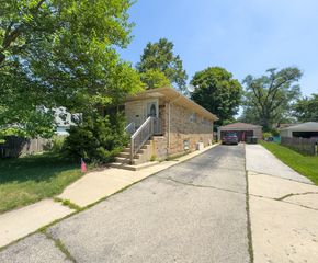 509 S Plum Grove Road, Palatine, IL 60067
