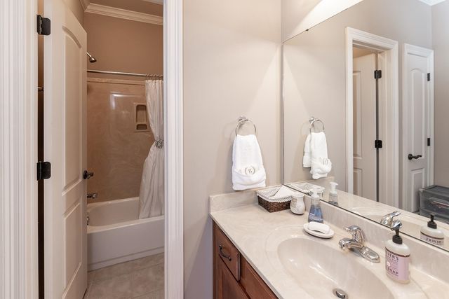 30 RUNNING BROOK LN, Oakland, TN 38060