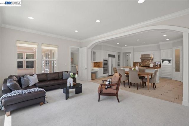 875 Sunny Brook Way, Pleasanton, CA 94566