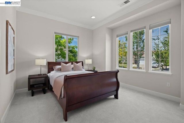 875 Sunny Brook Way, Pleasanton, CA 94566