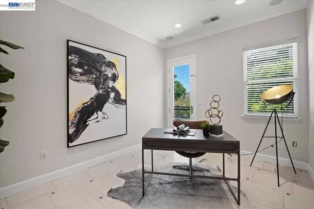 875 Sunny Brook Way, Pleasanton, CA 94566