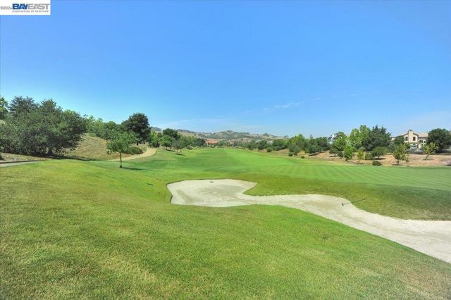 875 Sunny Brook Way, Pleasanton, CA 94566