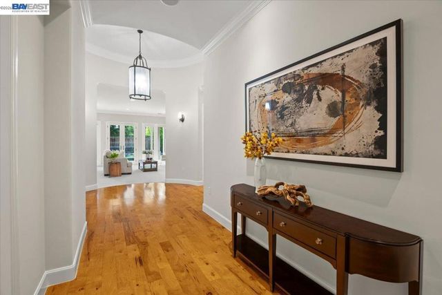 875 Sunny Brook Way, Pleasanton, CA 94566