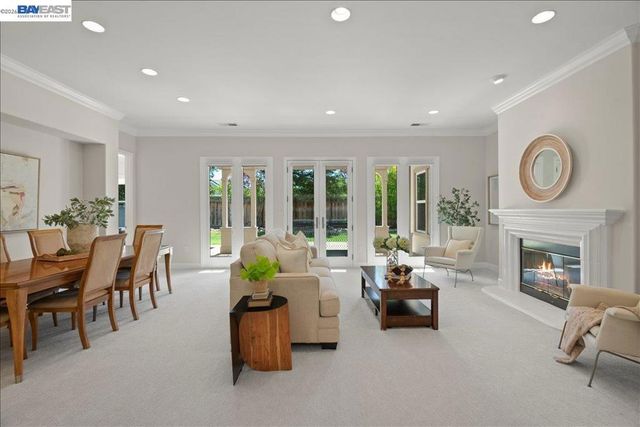 875 Sunny Brook Way, Pleasanton, CA 94566