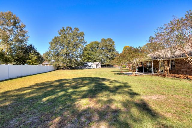 1513 Loblolly Drive, Manning, SC 29102