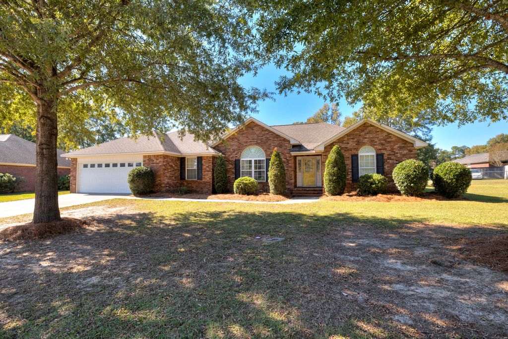 1513 Loblolly Drive, Manning, SC 29102