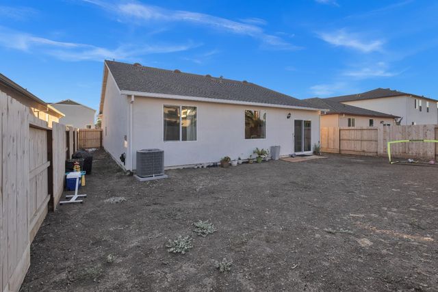 778 S Rapallo St, Stockton, CA 95215