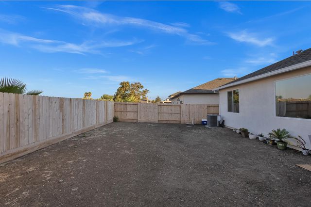 778 S Rapallo St, Stockton, CA 95215