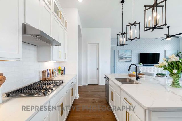 129 Top View DR, Liberty Hill, TX 78642