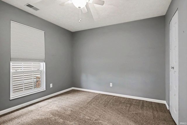 913 Berkley Circle, Mishawaka, IN 46544