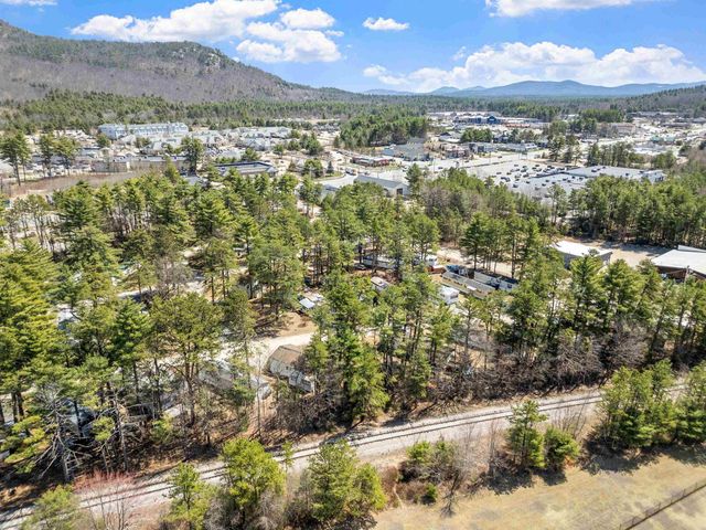 60 O'Keefe Circle, Conway, NH 03860