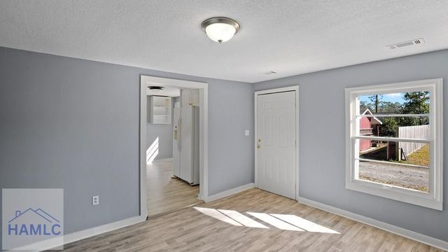 761 S Third Street, Jesup, GA 31545