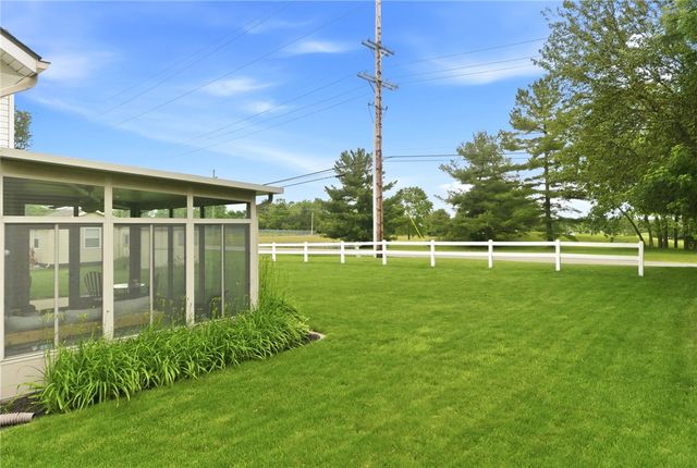 2270 Bluegrass Court, Miamisburg, OH 45342