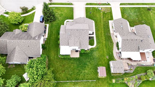 2270 Bluegrass Court, Miamisburg, OH 45342